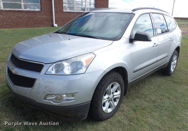 image for item DF2800 2012 Chevrolet Traverse LS SUV