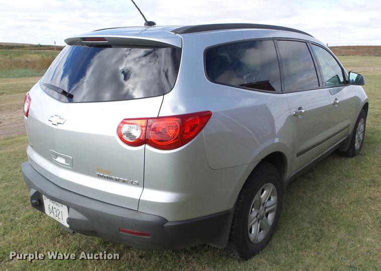 image for item DF2800 2012 Chevrolet Traverse LS SUV