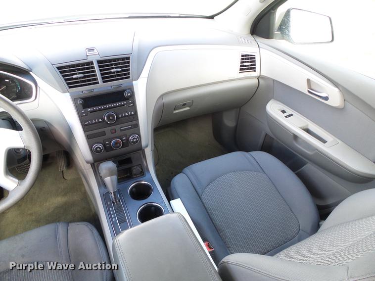 image for item DF2800 2012 Chevrolet Traverse LS SUV