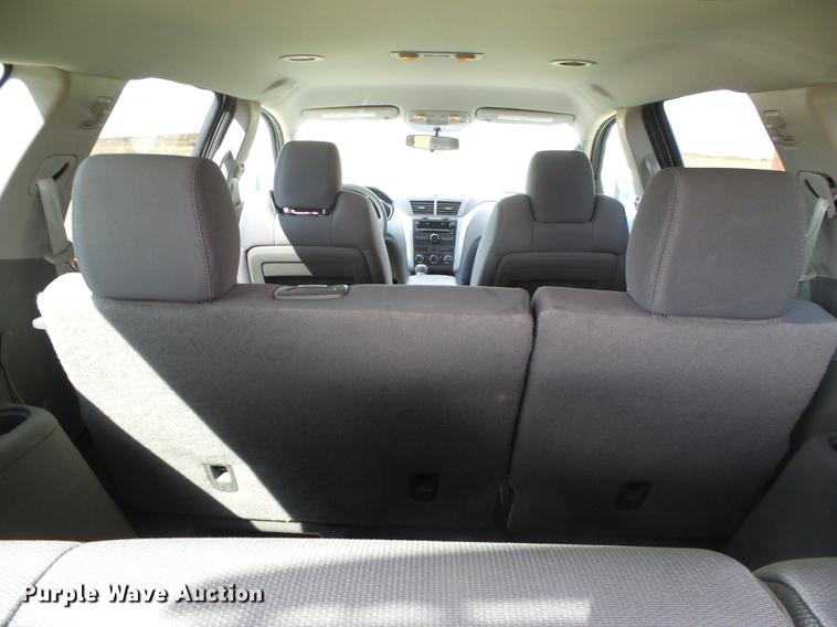 image for item DF2800 2012 Chevrolet Traverse LS SUV