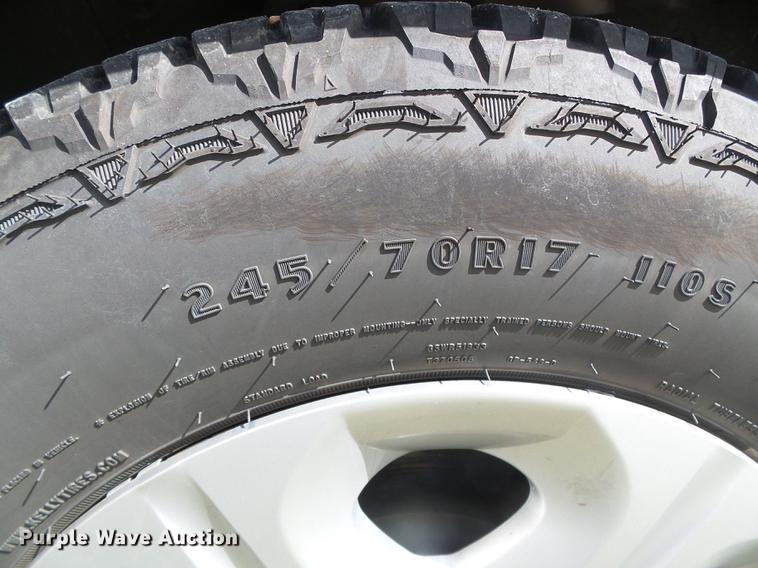 image for item DF2800 2012 Chevrolet Traverse LS SUV