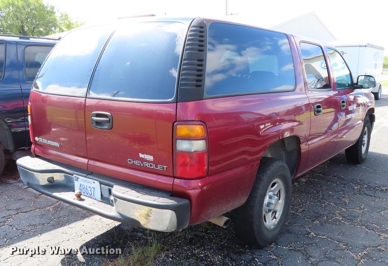 image for item DN9242 2001 Chevrolet Suburban 1500 SUV