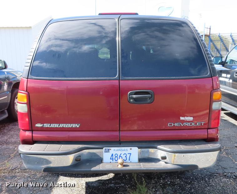 image for item DN9242 2001 Chevrolet Suburban 1500 SUV