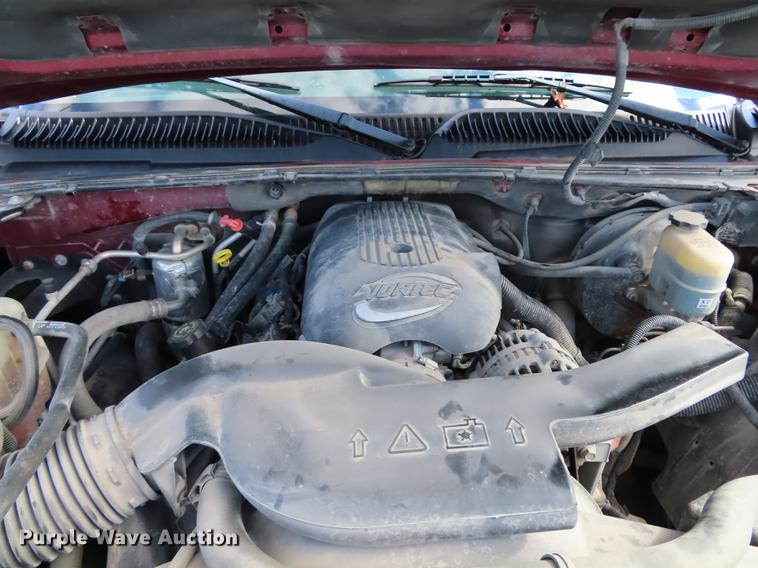 image for item DN9242 2001 Chevrolet Suburban 1500 SUV