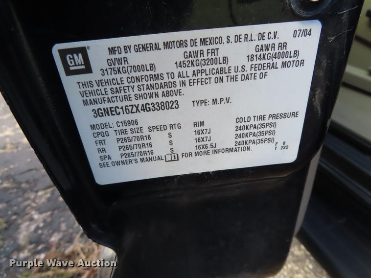 image for item DN9243 2004 Chevrolet Suburban 1500 SUV