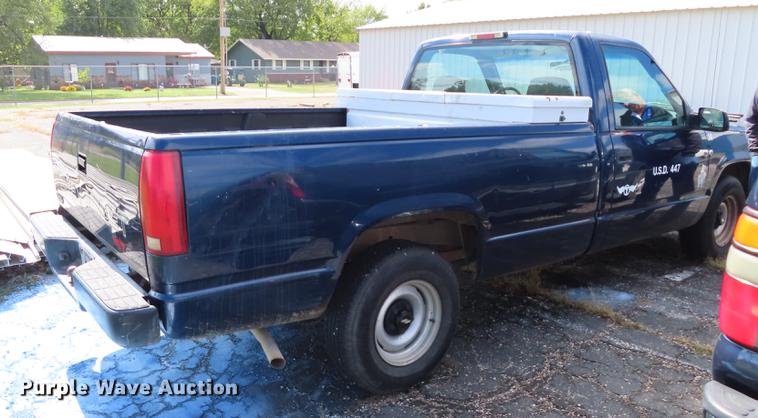 image for item DN9244 1998 Chevrolet 1500 pickup truck