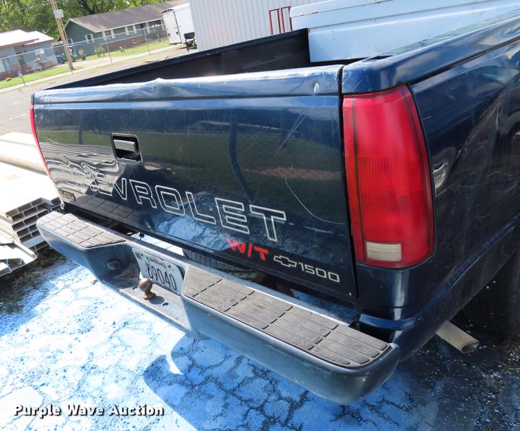 image for item DN9244 1998 Chevrolet 1500 pickup truck