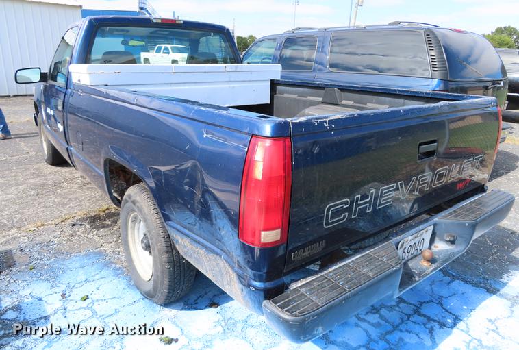 image for item DN9244 1998 Chevrolet 1500 pickup truck