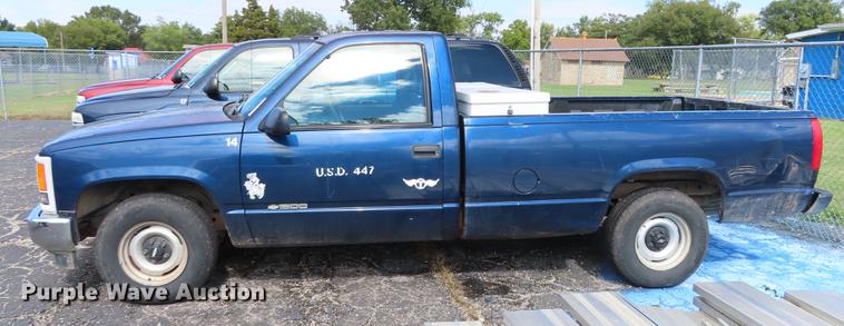 image for item DN9244 1998 Chevrolet 1500 pickup truck