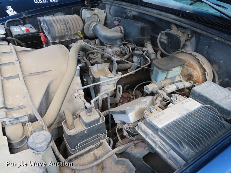 image for item DN9244 1998 Chevrolet 1500 pickup truck