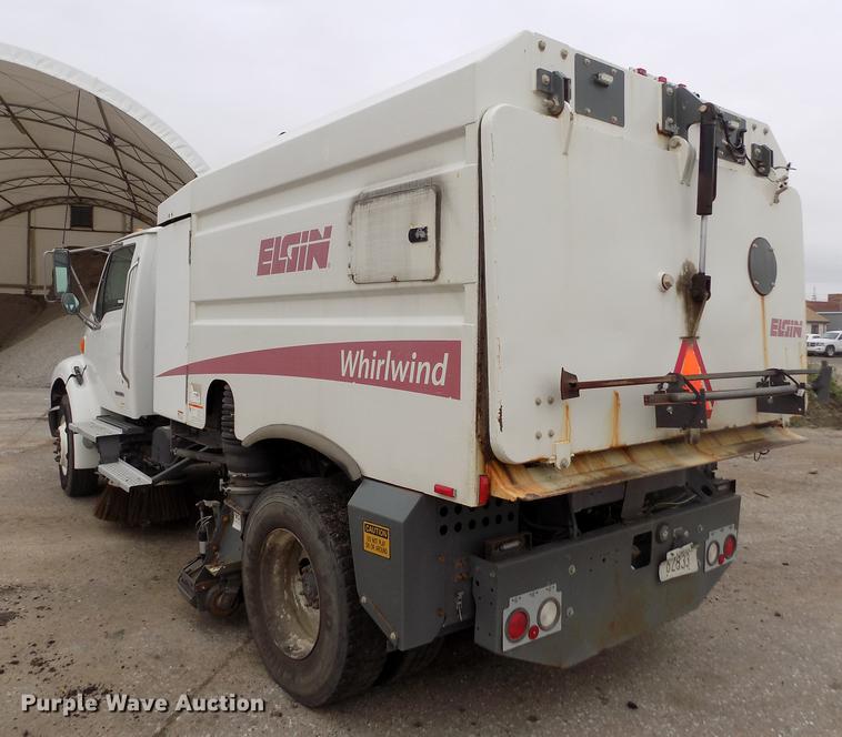 image for item DY9035 2005 Sterling Acterra street sweeper