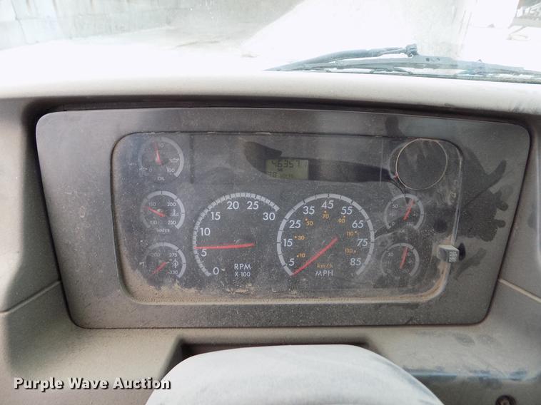 image for item DY9035 2005 Sterling Acterra street sweeper