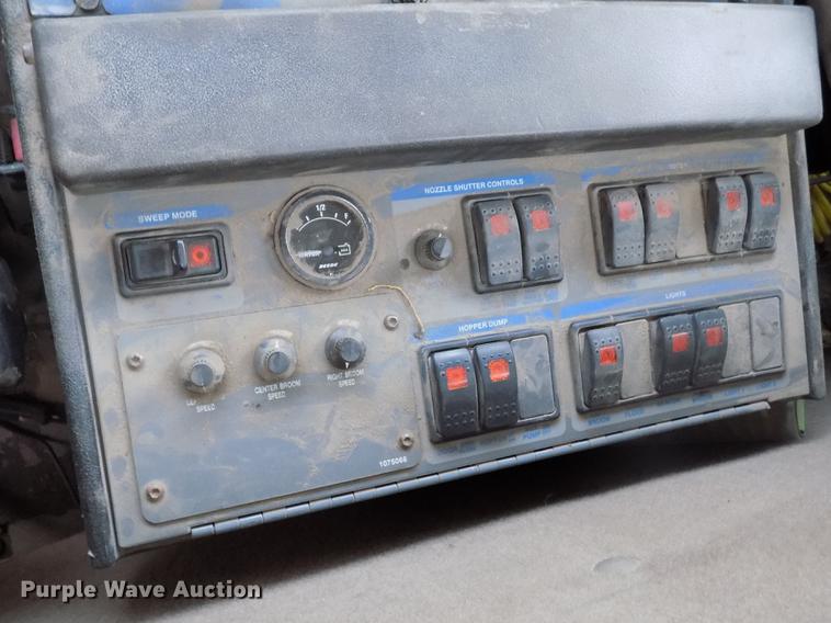 image for item DY9035 2005 Sterling Acterra street sweeper