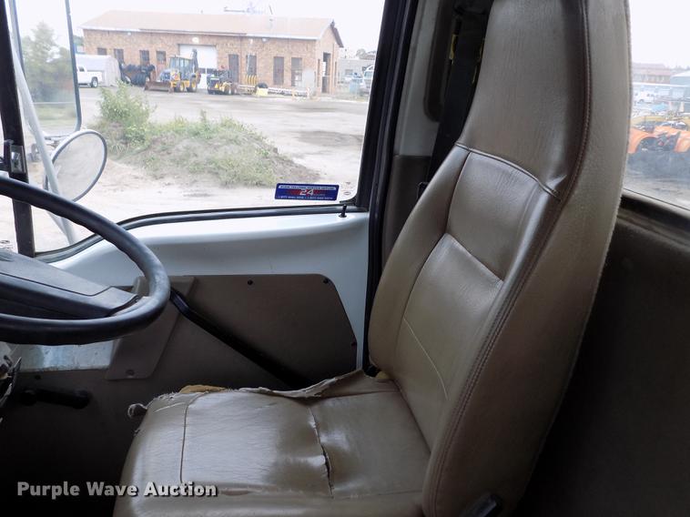 image for item DY9035 2005 Sterling Acterra street sweeper