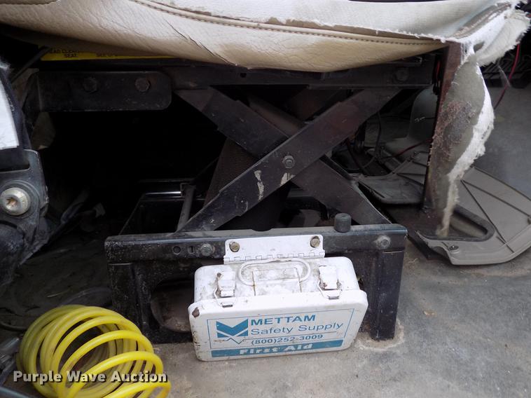 image for item DY9035 2005 Sterling Acterra street sweeper