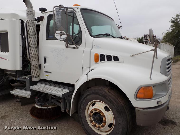 image for item DY9035 2005 Sterling Acterra street sweeper