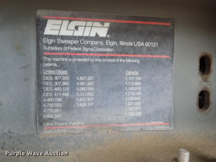 image for item DY9035 2005 Sterling Acterra street sweeper