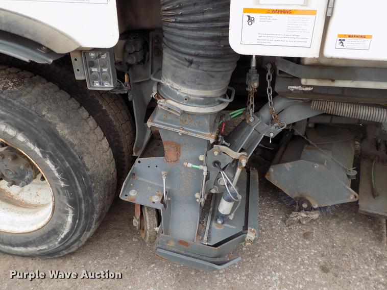 image for item DY9035 2005 Sterling Acterra street sweeper