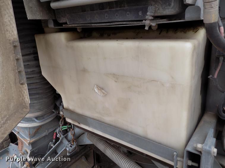 image for item DY9035 2005 Sterling Acterra street sweeper