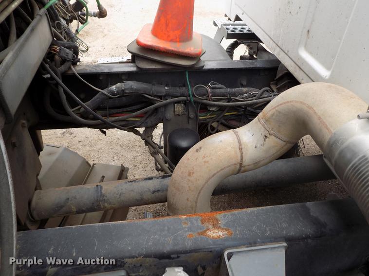 image for item DY9035 2005 Sterling Acterra street sweeper