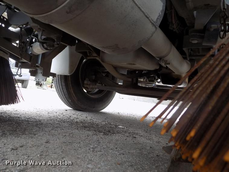 image for item DY9035 2005 Sterling Acterra street sweeper
