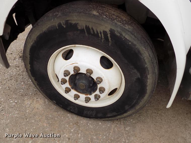 image for item DY9035 2005 Sterling Acterra street sweeper