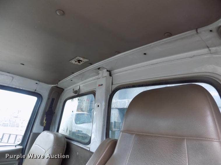 image for item DY9036 2004 Sterling L-Line refuse truck