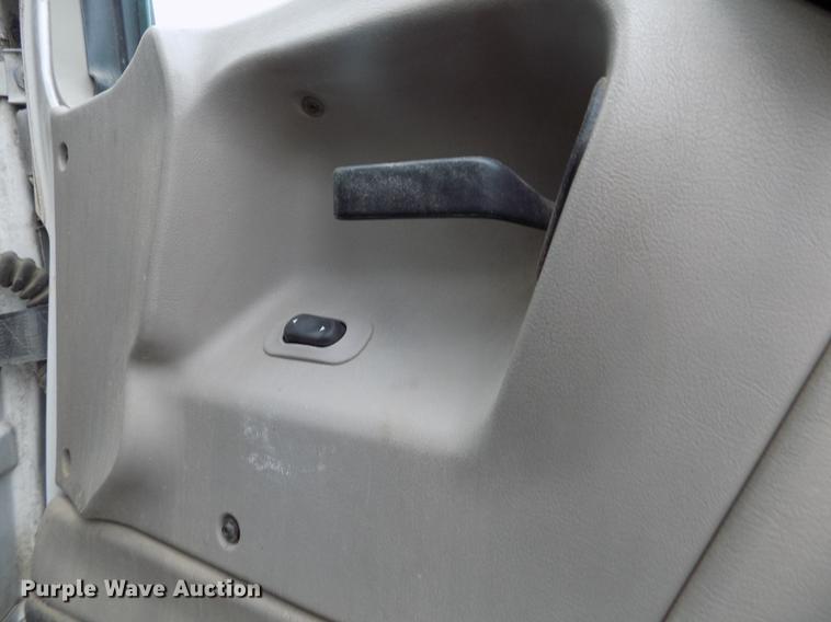 image for item DY9036 2004 Sterling L-Line refuse truck