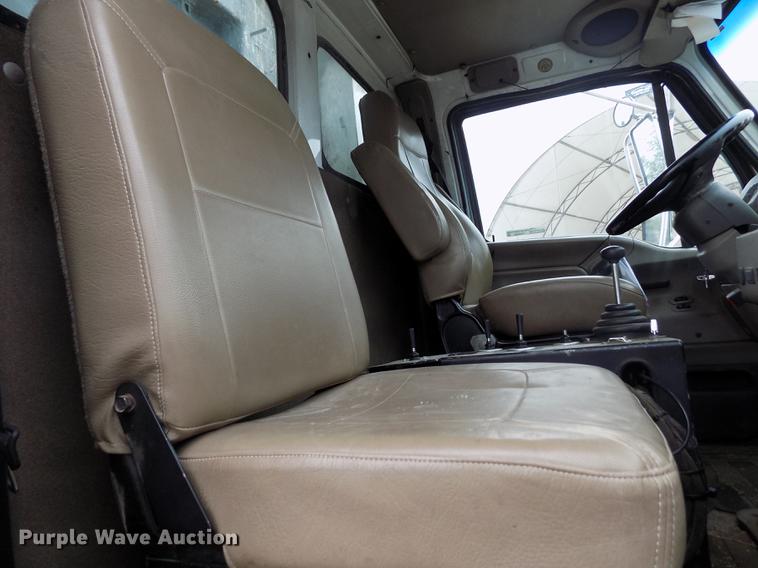 image for item DY9036 2004 Sterling L-Line refuse truck