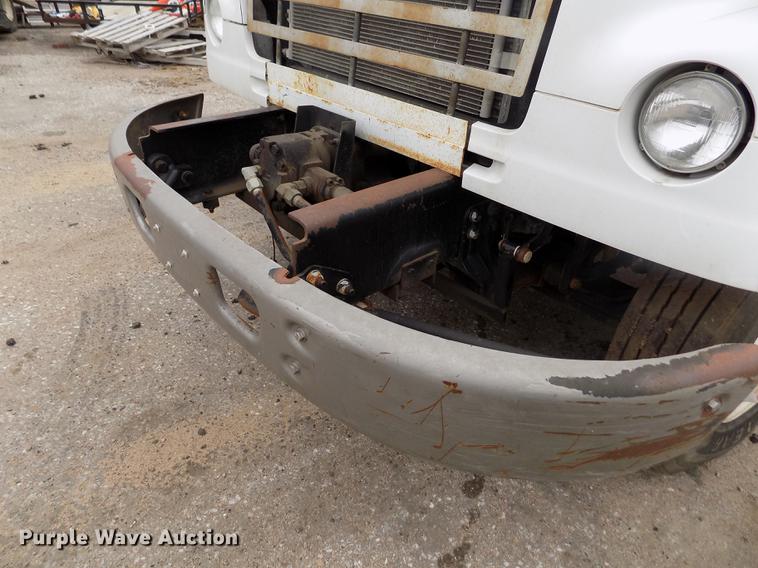 image for item DY9036 2004 Sterling L-Line refuse truck