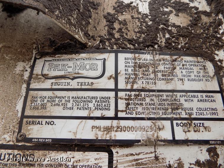 image for item DY9036 2004 Sterling L-Line refuse truck