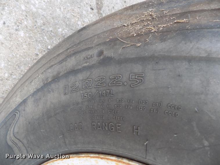 image for item DY9036 2004 Sterling L-Line refuse truck