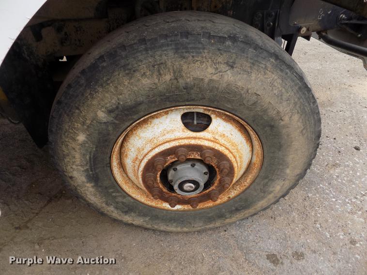 image for item DY9036 2004 Sterling L-Line refuse truck