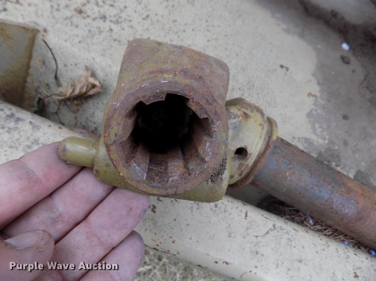 image for item DY9050 Land Pride Solid Stand 15-72 over seeder