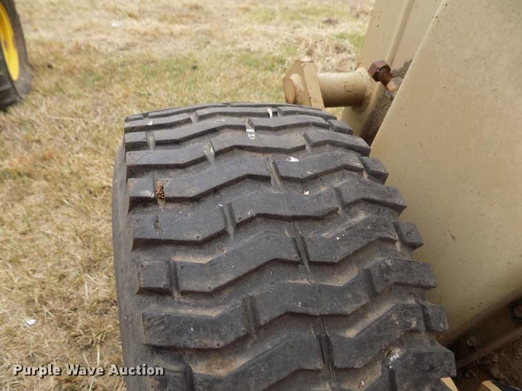 image for item DY9050 Land Pride Solid Stand 15-72 over seeder