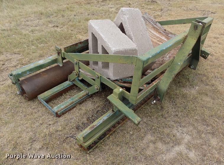 image for item DY9054 1996 Bannerman field groomer