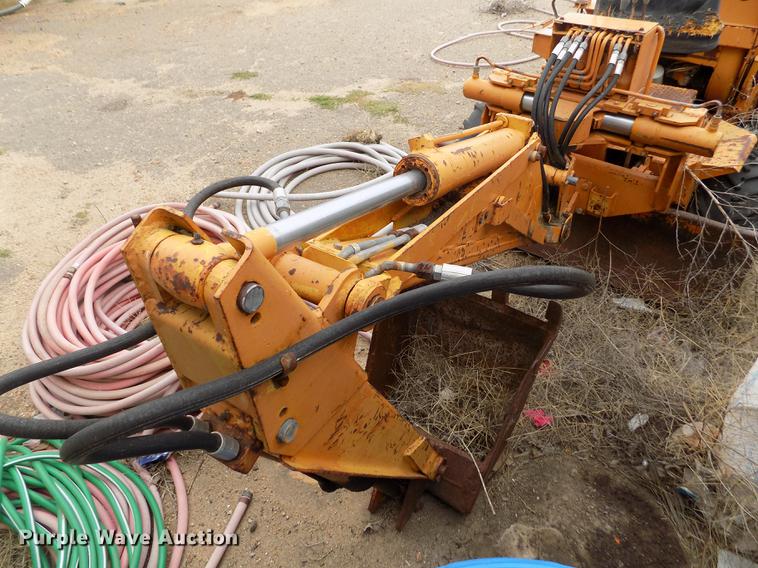 image for item DY9069 1974 Case Davis 30T4 trencher