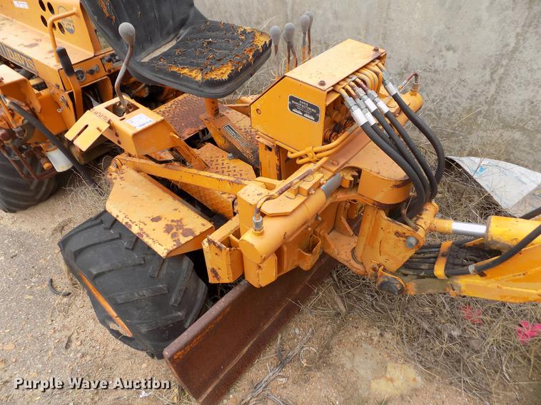 image for item DY9069 1974 Case Davis 30T4 trencher