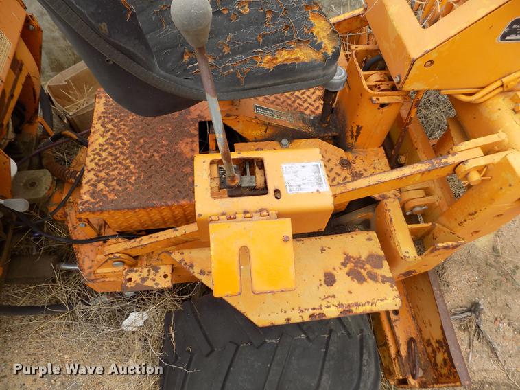 image for item DY9069 1974 Case Davis 30T4 trencher