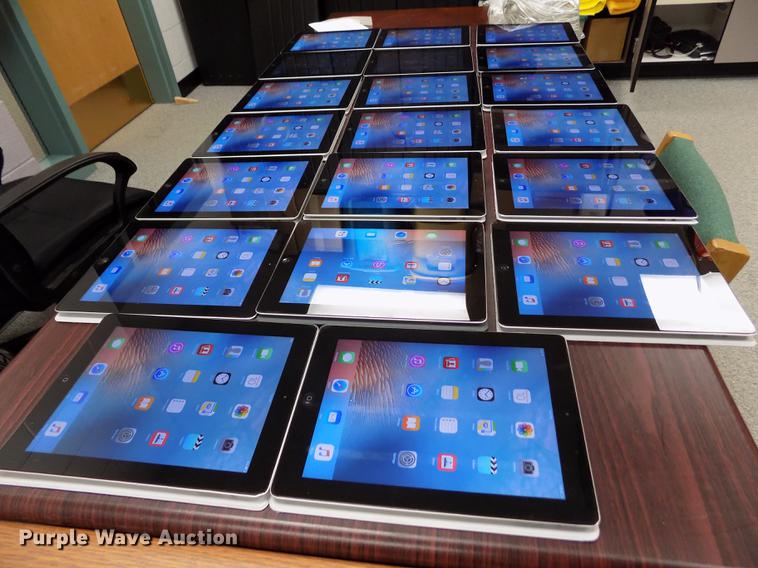 image for item DY9078 (20) iPad 2