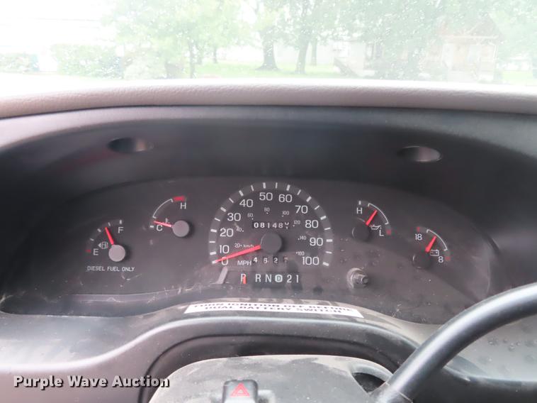 image for item EI9988 1999 Ford Econoline E450 ambulance