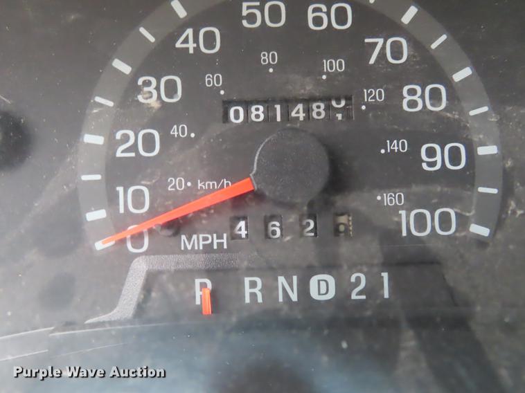 image for item EI9988 1999 Ford Econoline E450 ambulance