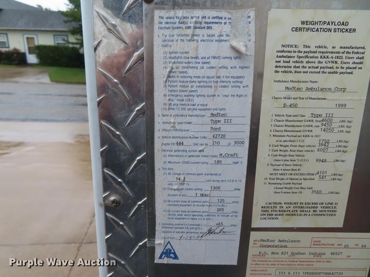image for item EI9988 1999 Ford Econoline E450 ambulance