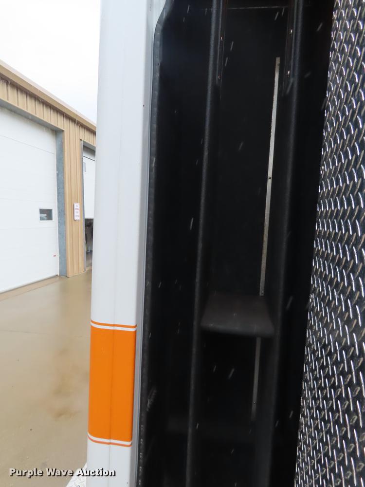 image for item EI9988 1999 Ford Econoline E450 ambulance