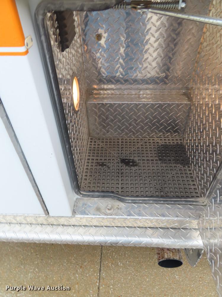 image for item EI9988 1999 Ford Econoline E450 ambulance