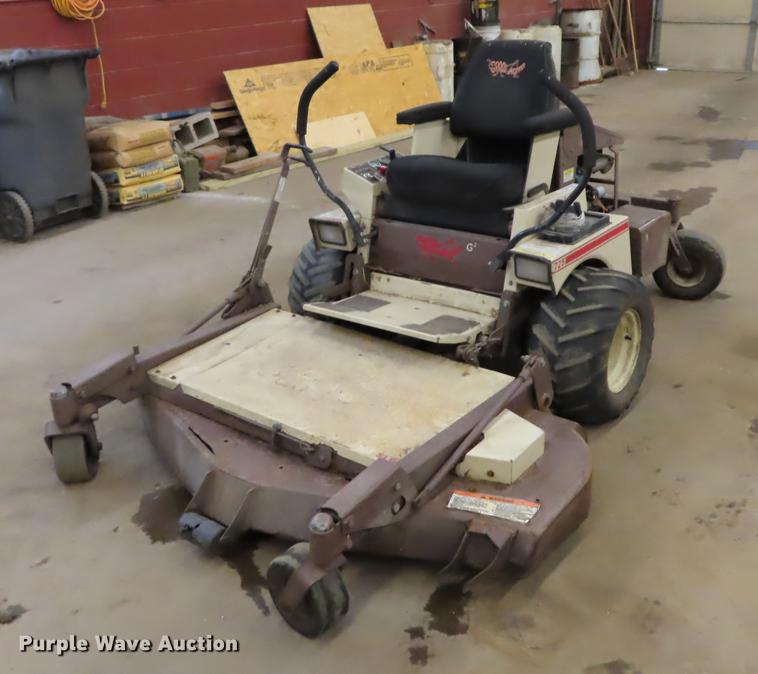 image for item EI9994 Grasshopper 725 lawn mower