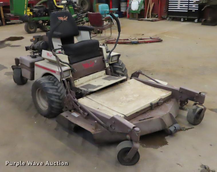 image for item EI9994 Grasshopper 725 lawn mower