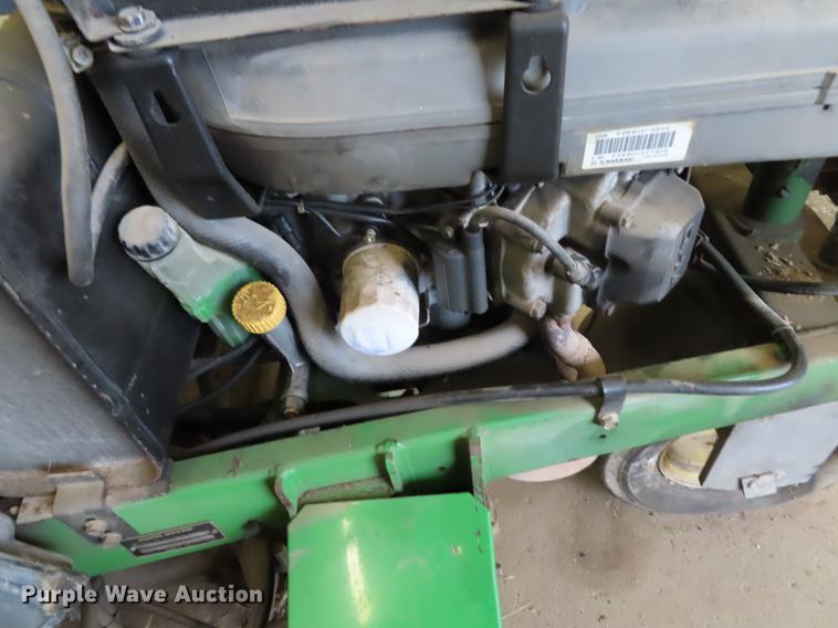 image for item EI9995 John Deere 2243 greens lawn mower