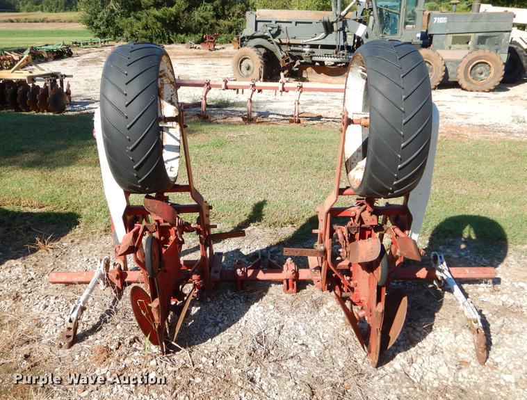 image for item EO9596 Two row planter