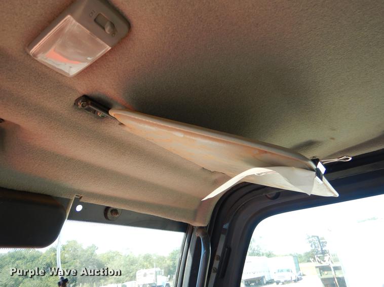 image for item EO9614 2009 Kubota RTV1100 utility vehicle